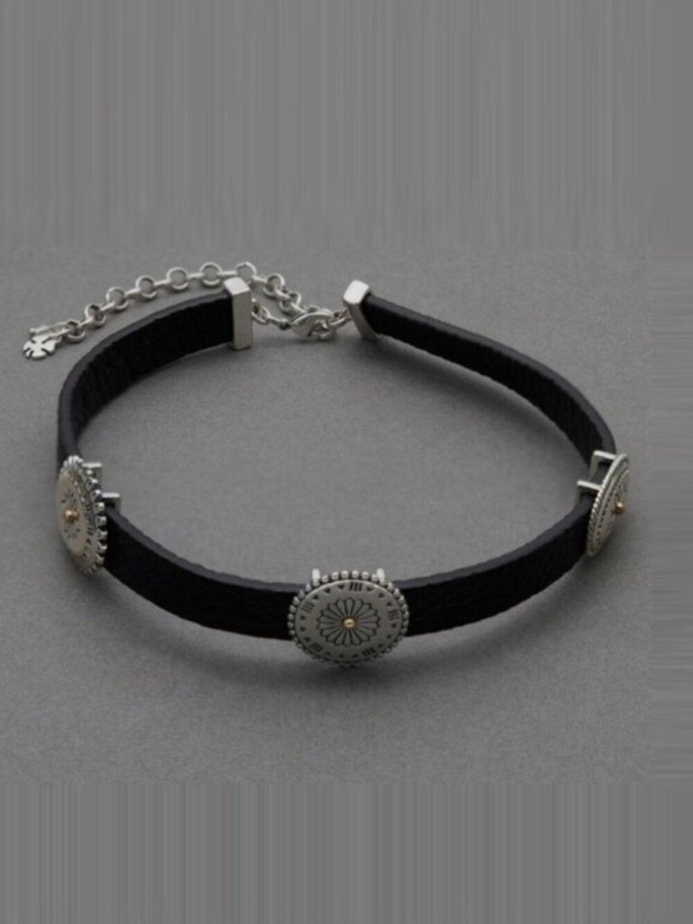 Lucky Brand silver metal choker O/S